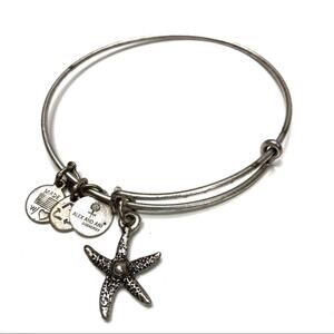 3/$30 Alex and Ani | Starfish II Silver Bangle Bracelet